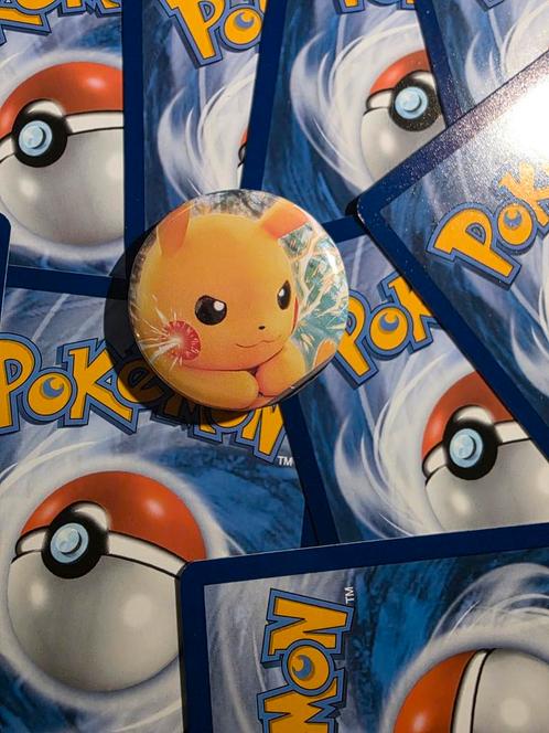 Pikachu EX pokémon button, Verzamelen, Speldjes, Pins en Buttons, Nieuw, Button, Overige onderwerpen, Verzenden