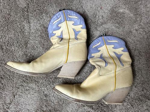 Elena Iachi western cowboy laarzen maat 40, Kleding | Dames, Schoenen, Zo goed als nieuw, Lage of Enkellaarzen, Beige, Verzenden