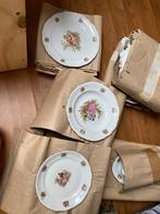 Complete service set, Huis en Inrichting, Keuken | Servies, Ophalen of Verzenden, Nieuw, Glas, Compleet servies