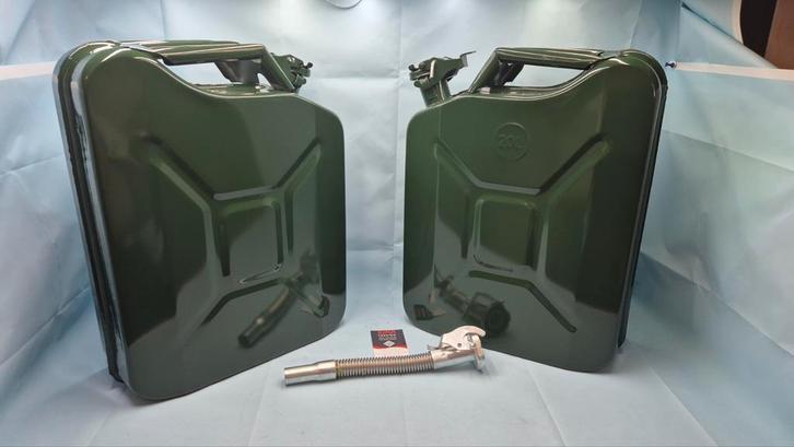 ACTIE 2 Nieuwe Metalen Jerrycans 20L + Schenktuit, Auto diversen, Auto-accessoires, Nieuw, Ophalen of Verzenden