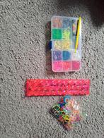 Loombandjes set, Hobby en Vrije tijd, Kralen en Sieraden maken, Overige typen, Ophalen of Verzenden, Zo goed als nieuw