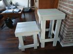 3 krukjes te koop(1 naturel kleur vuren lage variant), Ophalen, Met voetsteun, Zo goed als nieuw, 3 krukken