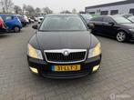 Skoda Octavia 1.2 TSI Elegance leer navi, Auto's, Skoda, Voorwielaandrijving, Euro 5, Gebruikt, Zwart