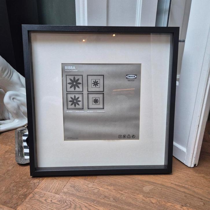 IKEA Ribba Lijst 50x50 Zwart met Passe-Partout, Huis en Inrichting, Woonaccessoires | Lijsten, Zo goed als nieuw, 50 tot 75 cm