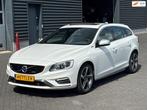 Volvo V60 2.4 D6 AWD Plug-In Hybrid R-Design , Panoramadak, Auto diversen, Schadeauto's, Automaat, Wit, Stationwagon, Volvo