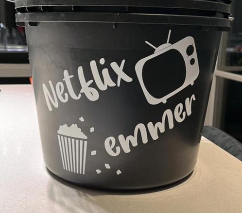 Emmer met tekst Netflix, Huis en Inrichting, Emmers, Nieuw, Kunststof, Met handgreep, Ophalen of Verzenden