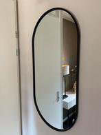 Zwarte, ovale spiegel te koop!, Huis en Inrichting, Woonaccessoires | Spiegels, Ophalen, Zo goed als nieuw, Ovaal, Minder dan 100 cm