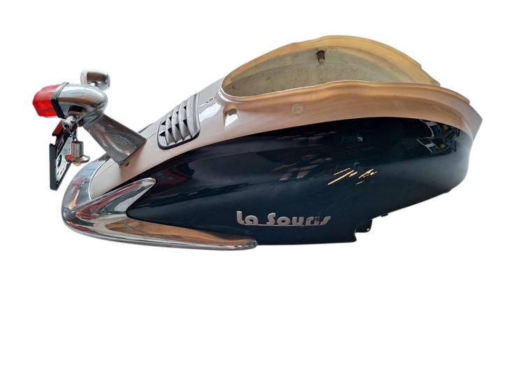 Zijkap zij kap kappen origineel AGM La Souris retro scooter, Fietsen en Brommers, Brommeronderdelen | Scooters, Gebruikt, Ophalen of Verzenden