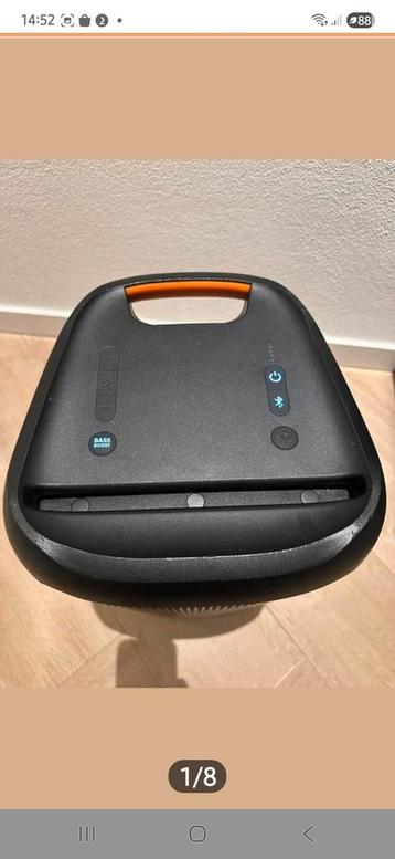 JBL Partybox 100..2x- Zo goed als nieuw! beschikbaar voor biedingen
