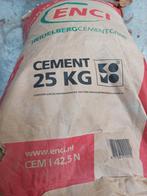 Ruim 20 kilo cement, Doe-het-zelf en Verbouw, Overige Doe-het-zelf en Verbouw, Nieuw, Ophalen
