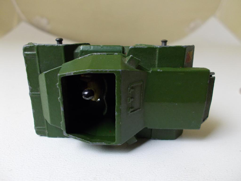 1954 Dinky Toys 673 SCOUT CAR + DRIVER! (-F-), Ophalen of Verzenden, Gebruikt, Auto, Dinky Toys