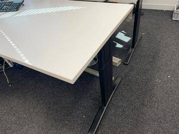 Kantoorbureau 160 cm x 80 cm in hoogte verstelbaar