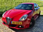 Alfa Romeo Giulietta 1.4 170PK Turbo 2011 Rood Technisch top, Voorwielaandrijving, Stof, 4 cilinders, Electronic Stability Program (ESP)