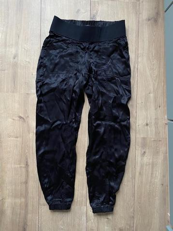 *NIEUW!* Zwangerschap joggingbroek van satijn, Asos, mt. 36 beschikbaar voor biedingen