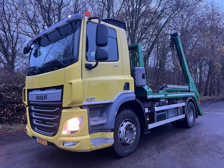 DAF CF 290 Daf CF 290 pk met VDL portaalarm opbouw euro 6 ., Auto's, Vrachtwagens, Te koop, DAF, Diesel, Euro 6, Handgeschakeld