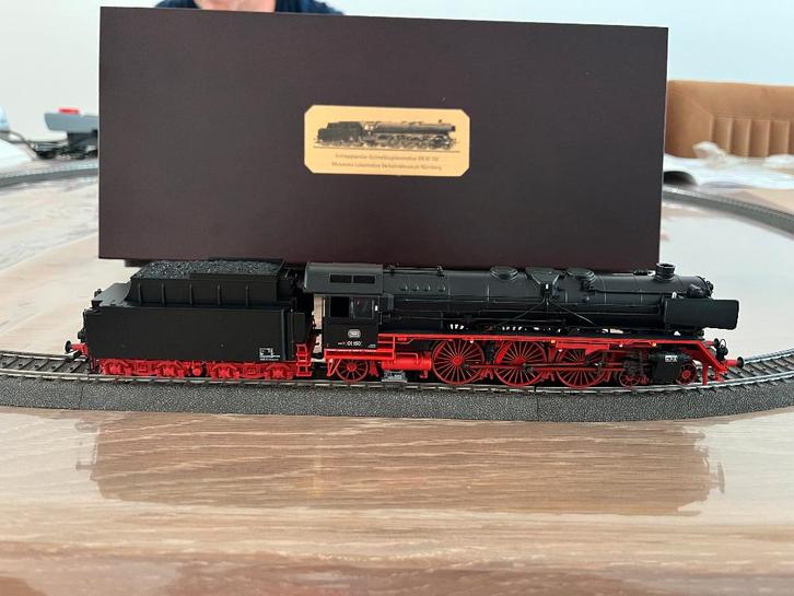 Marklin 39013 BR01 150 sneltrein locomotief incl certificaat, Hobby en Vrije tijd, Modeltreinen | H0, Zo goed als nieuw, Locomotief