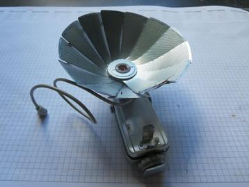 Vintage foto flitsapparaat Aster Flash Gun met hoesje Deze u beschikbaar voor biedingen
