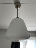 2 Oude Schoollampen - Vintage Hanglampen, Huis en Inrichting, Lampen | Hanglampen, Ophalen, Gebruikt, Glas, Minder dan 50 cm