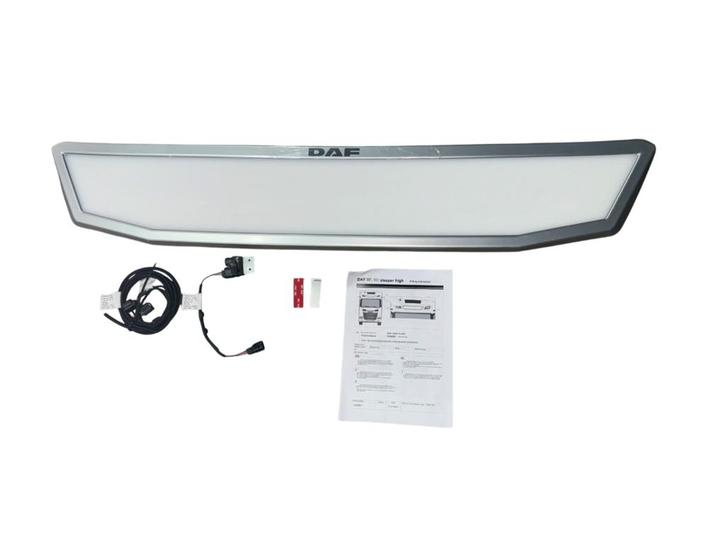DAF XF XD XG VERLICHTINGSSCHERM RUIMTE (SH) LED PLAAT DAK 15, Auto-onderdelen, Vrachtwagen-onderdelen, DAF, Verlichting, Nieuw