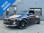 Ford Fiesta 1.6 SPORT *ST-LINE*ECC*BLACK ON BLACK, Auto's, Ford, 1596 cc, Stof, Gebruikt, 4 cilinders