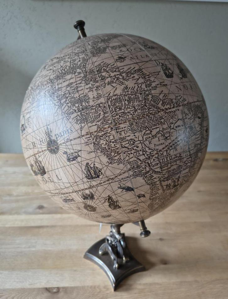 Authentics Models Globe GL054 wereldbol Dragon globe, Huis en Inrichting, Woonaccessoires | Wereldbollen, Zo goed als nieuw, Ophalen