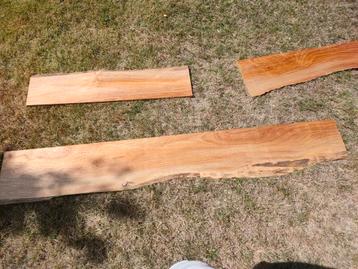 Wandplanken red cedar beschikbaar voor biedingen