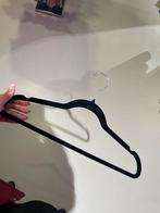 Partij Velvet Kledinghangers - Zo Goed Als Nieuw!, Kleding | Dames, Kledinghangers, Ophalen, Zo goed als nieuw, Fluweel, Kinderen en Volwassenen