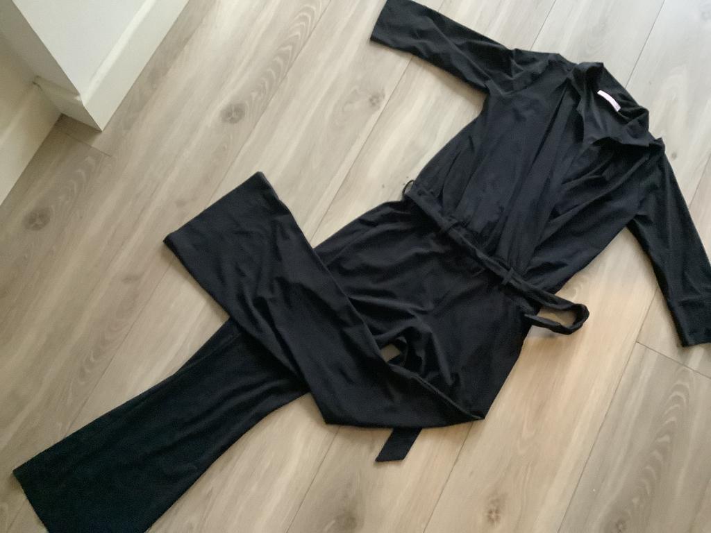 Studio Anneloes flair travelstof jumpsuit L met ceintuur, Ophalen of Verzenden, Zo goed als nieuw, Maat 42/44 (L), Zwart