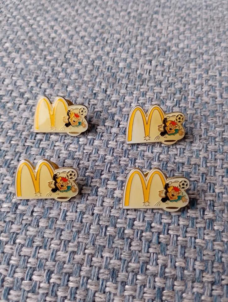 Leuke Benelucky pins van de McDonalds uit 2000, Verzamelen, Speldjes, Pins en Buttons, Zo goed als nieuw, Speldje of Pin, Sport