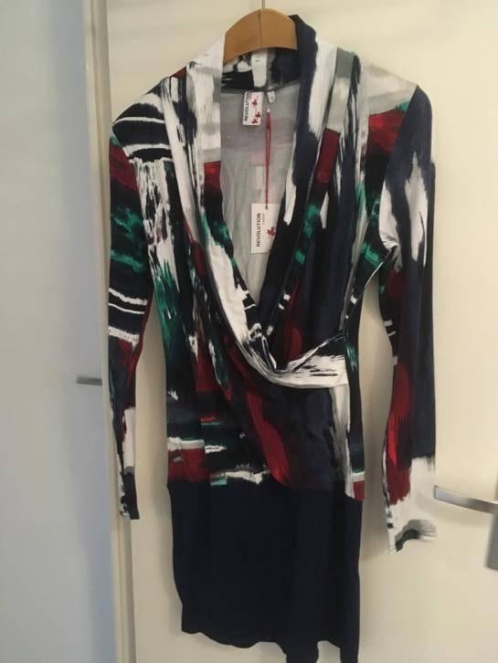 Tuniek van Revolution mt. S, Blauw, Revolution, Nieuw, Ophalen of Verzenden