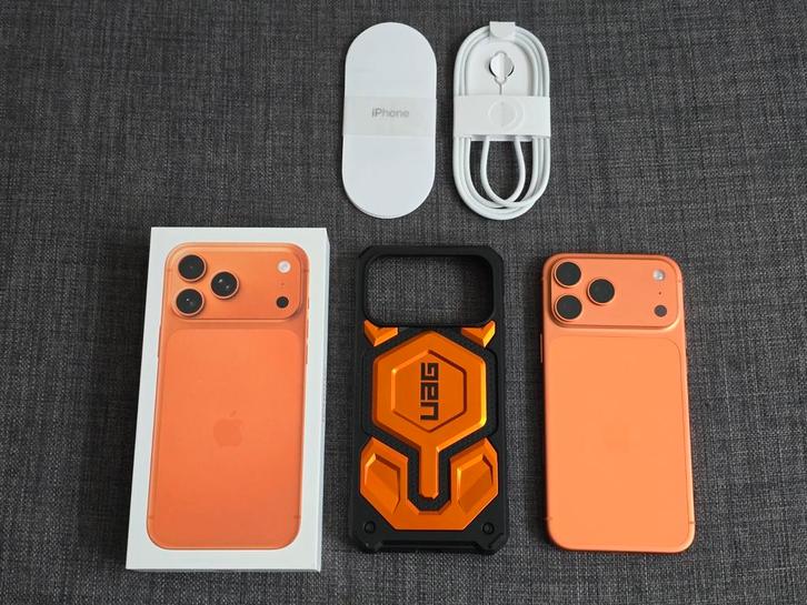 New iPhone 17 Pro Max - Cosmic Orange, Telecommunicatie, Mobiele telefoons | Hoesjes en Frontjes | Apple iPhone, Nieuw, Ophalen of Verzenden