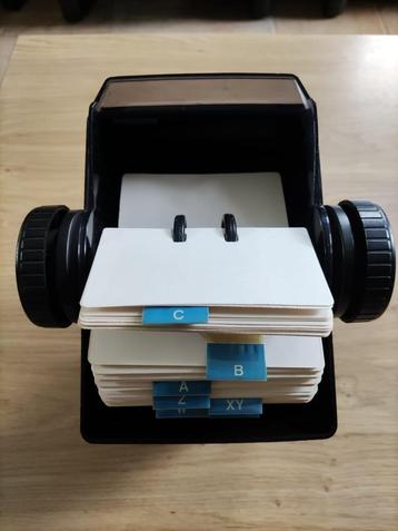 Vintage Rolodex / Kaartenmolen beschikbaar voor biedingen