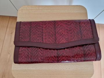Envelop tas vintage rood slangenprint = leer  beschikbaar voor biedingen
