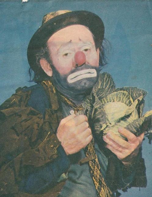 Vintage knipsel 1952 Clown in de film, Verzamelen, Tijdschriften, Kranten en Knipsels, Knipsel(s), Nederland, 1940 tot 1960, Verzenden