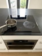 Siemens EH651BEB1E + Extractor hood, Ophalen, 4 kookzones, Zo goed als nieuw, Energieklasse A of zuiniger