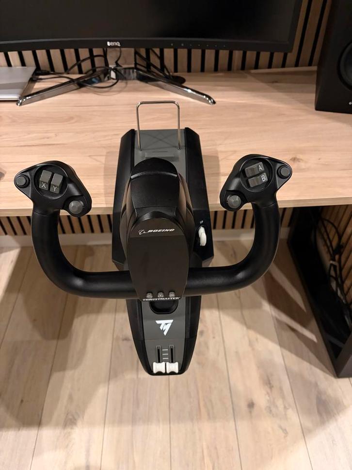 Thrustmaster TCA Yoke Boeing Edition - ZGAN, Computers en Software, Joysticks, Zo goed als nieuw, Ophalen of Verzenden