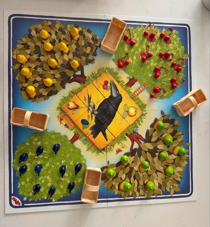 Het Boomgaard spel van HABA, helemaal compleet en als nieuw, Hobby en Vrije tijd, Gezelschapsspellen | Bordspellen, Zo goed als nieuw