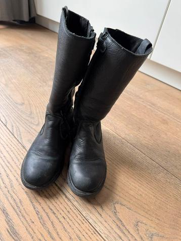 Zwarte kinderlaarzen maat 31 beschikbaar voor biedingen