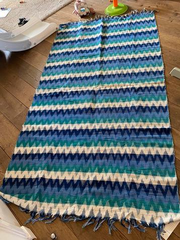 Handgeweven Indonesisch Tapijt beschikbaar voor biedingen