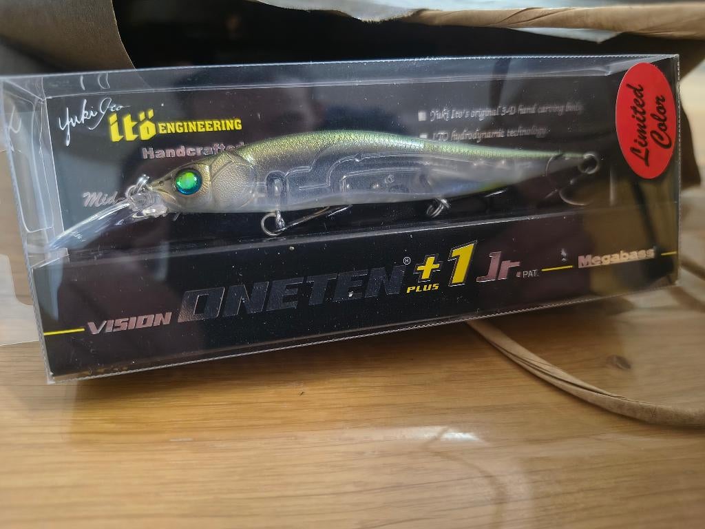 Megabass oneten jr plus 1 usa limited color, Watersport en Boten, Hengelsport | Roofvissen, Ophalen of Verzenden, Nieuw, Overige typen