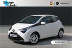 Toyota Aygo 1.0 VVT-i x-play - Airco - Automaat - Rijklaar, Stof, Gebruikt, 4 stoelen, Wit