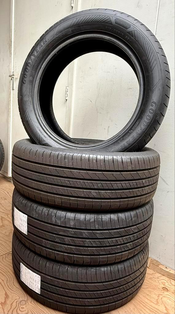4x Nieuwe Goodyear EfficientGrip Performance  215/55R18 99V, Auto-onderdelen, Banden en Velgen, Band(en), Zomerbanden, 18 inch