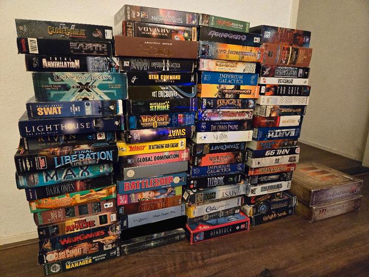 Collectie 84 retro games veel bigboxes jaren 90/00, Computers en Software, Vintage Computers, Ophalen