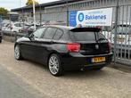 BMW 1-serie 116i Business | Carplay | Airco | Cruise | Xenon, 1-Serie, Gebruikt, 4 cilinders, Zwart