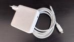 Apple 87W USB-C Power Adapter A1719 incl USB C voedingkabel, Computers en Software, Laptop-opladers, Ophalen of Verzenden, Zo goed als nieuw