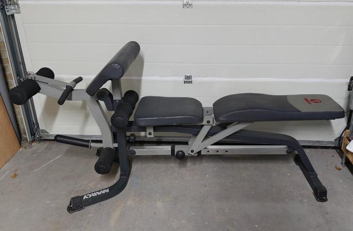 Marcy fitnessbank met lat pulley attachment, Sport en Fitness, Fitnessapparatuur, Gebruikt, Krachtstation, Armen, Benen, Borst