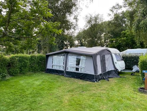Home-Car Racer 2008 49 Airco Zonnepanelen 400w offgrid mover, Caravans en Kamperen, Caravans, Particulier, tot en met 4, 1000 - 1250 kg