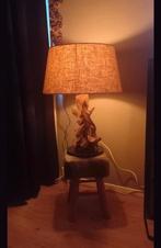 Mooie boomstronk lampvoet met lampenkap, Gebruikt, Ophalen of Verzenden, Landelijk, Stof