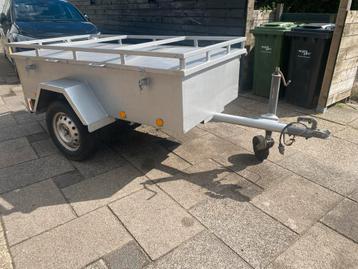 Gebruikte Aanhanger met Reling beschikbaar voor biedingen