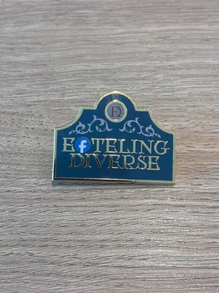 Efteling diverse pin, Verzamelen, Efteling, Zo goed als nieuw, Button of Speldje, Verzenden